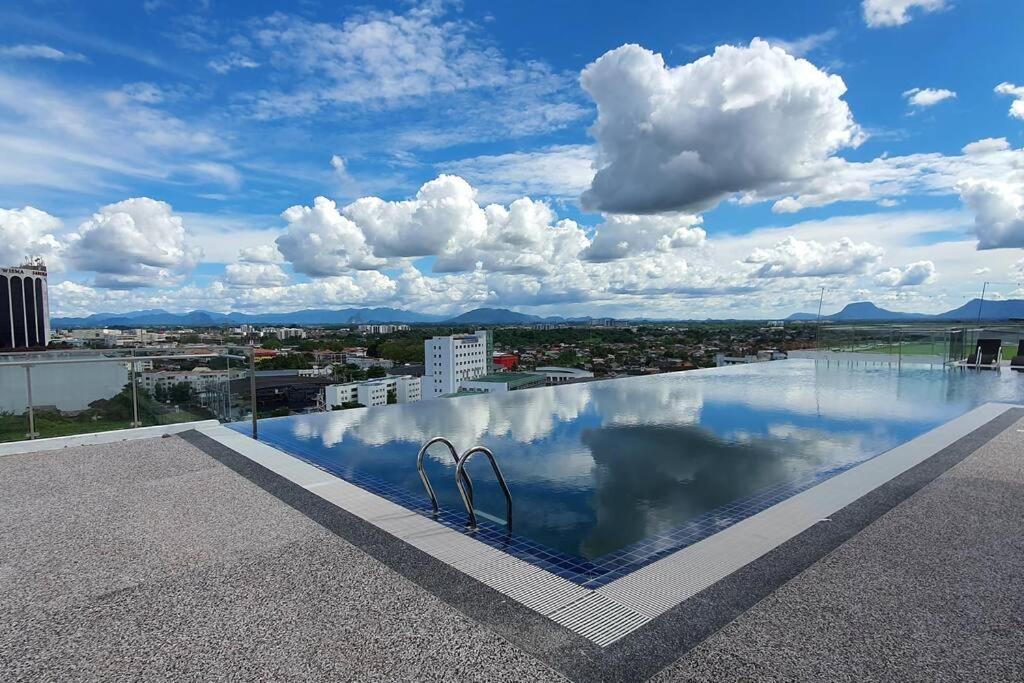 Kozi Square New Sgh Cozy Home 7A Kuching Dış mekan fotoğraf