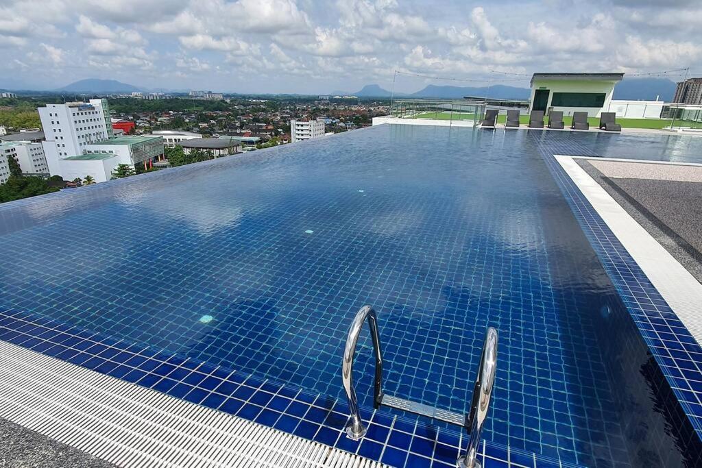 Kozi Square New Sgh Cozy Home 7A Kuching Dış mekan fotoğraf